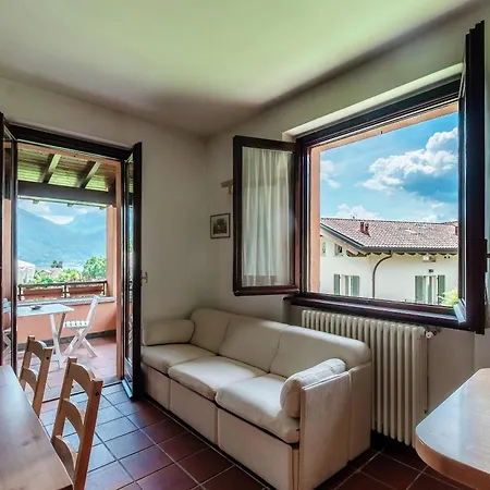 Apartment Poggio Fiorito By Quokka 360 - View Classic In